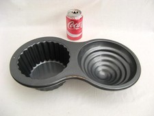Giant cup cake mould  Jumbo muffin tin  6 inches across 2 sided Heavy pan