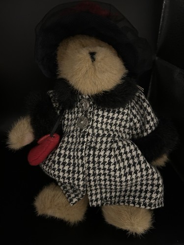 Collectors teddy bear - teddy, by