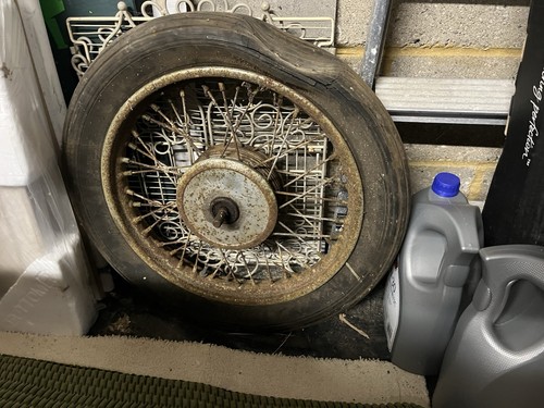 Bsa c15 front wheel - bsa,