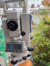 Sokkia SET5ES Total Station Tested Working w/ Case Battery Charger Manual Japan