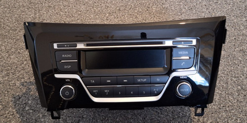 Genuine nissan qashqai radio - nissan,