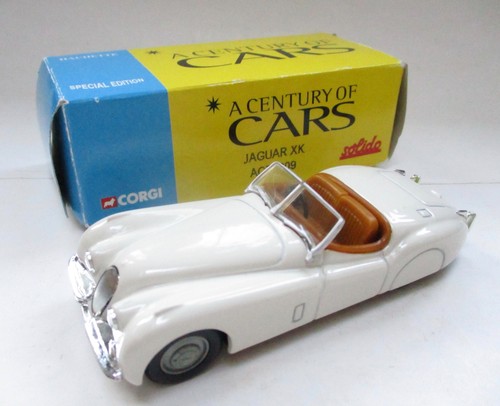 Corgi jaguar xk120 boxed - jaguar,