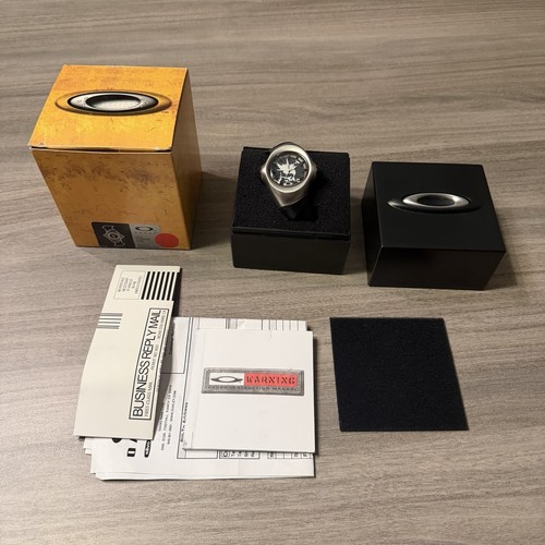 Oakley crush skull watch - oakley,