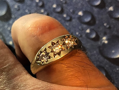 Men 9ct gold gypsy - men's,