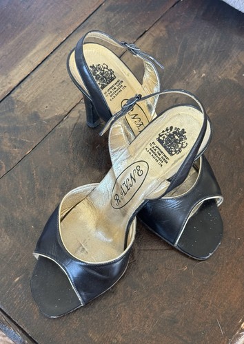 Vintage elegant rayne - vintage,