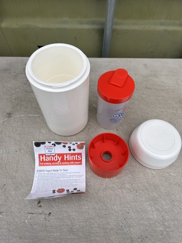Easiyo real yoghurt - yoghurt, maker
