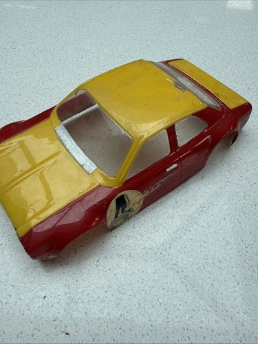 Vintage 1960s painted slot - painted,