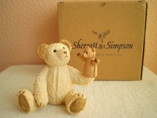 Sherratt & Simpson : Resin Teddy Bear : Bear Sitting With Hand Puppet (56921)