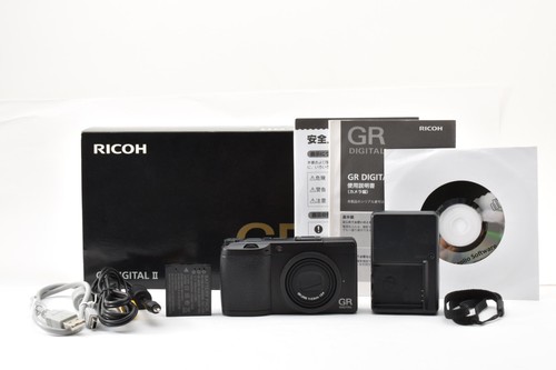 2037 shots mint ricoh gr - [mint++],