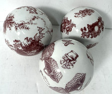 3 Vintage Red & White