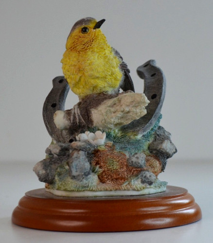 Border fine arts robin - arts, a