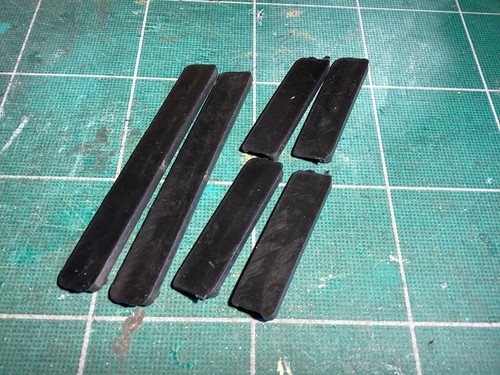 Coach seat mouldings gauge - coach,