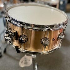 DW Collectors ltd. 14x6.5