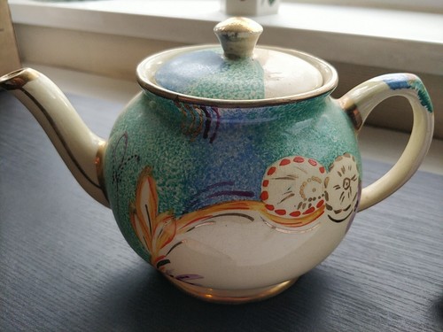 Rare vintage sadler teapots - rare,