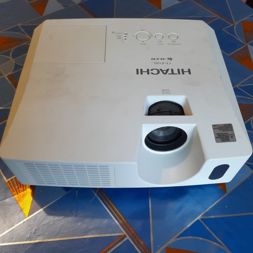 Used projector hitachi rx80 - projector,