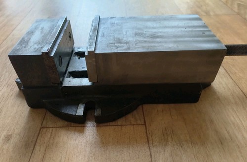 Milling machine vice - milling,