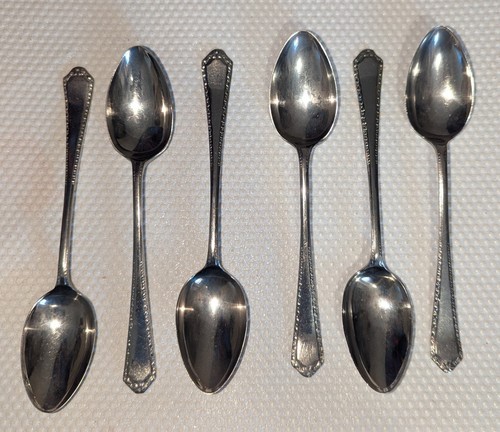 Vintage universal silver - x,