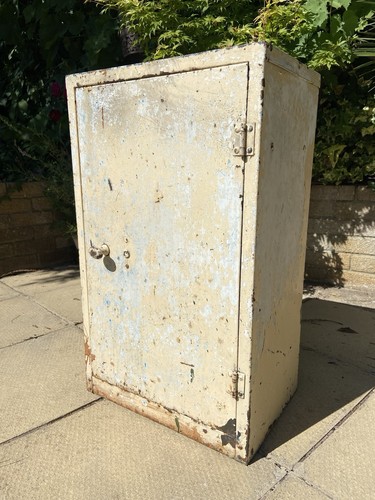 Vintage metal storage cabinet - metal,