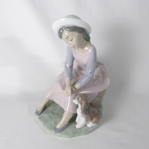 Lladro porcelain figurine - lladro,
