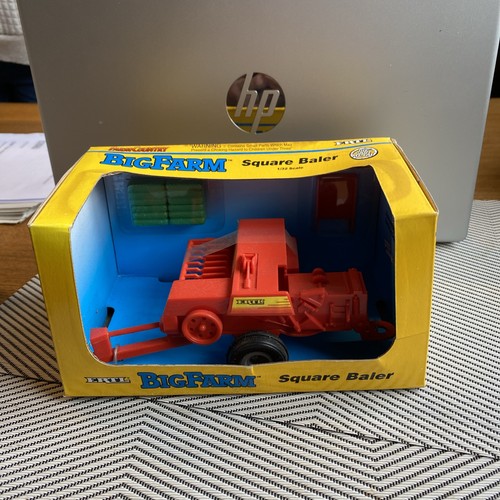 1994 ertl 4168 - scale, farm
