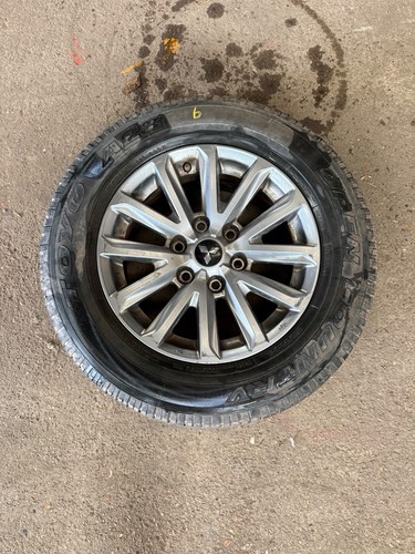 Mitsubishi l200 genuine - mitsubishi,