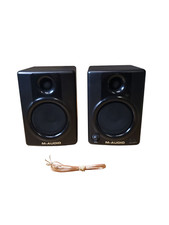 M-Audio AV40 Desktop Reference