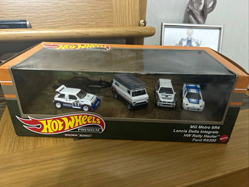 Hot wheels premium car set - wheels,