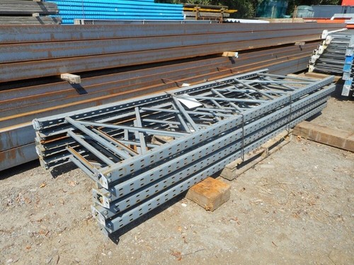 Dexion pallet racking upright - pallet,