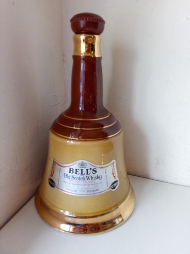 Large ceramic bottle wade - ceramic,