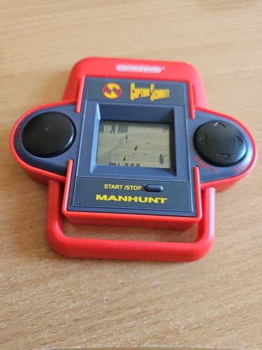 Captain scarlet manhunt - scarlet,