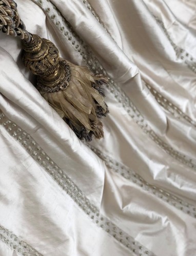 Stunning cream silk interlined - stunning,