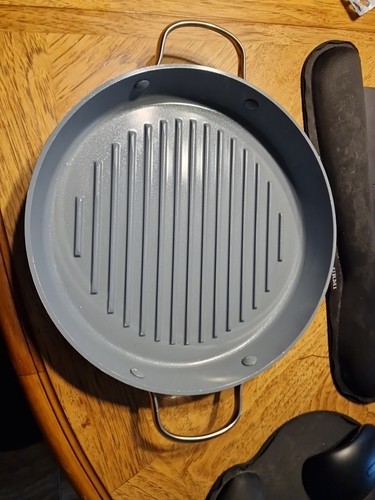 Green pan essentials - green,