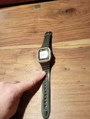 Casio 96h digital watch - w-96h,