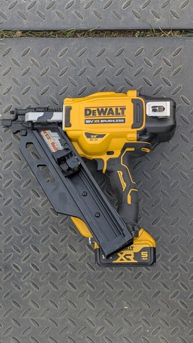 Dewalt dcn930n cordless 18v - xr,
