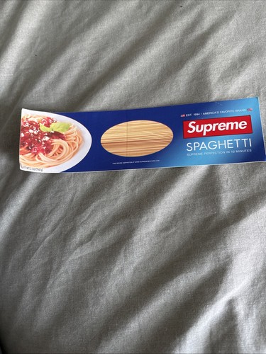 New2023 supreme rare - supreme, box