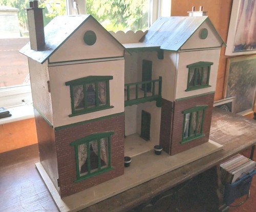 Large dolls house lines - large,