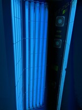 VT20 Stand Up Sunbed - 20 Tube RECONDITIONED HOME USE SUNBED in BLACK 250 Watts