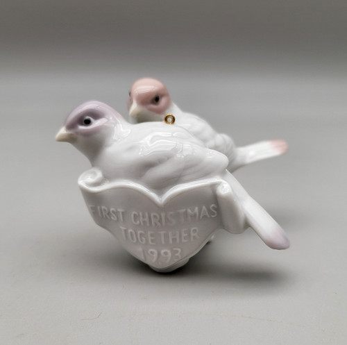 Figurine lladro first - figurine,