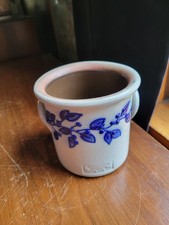 Salmon Falls Stoneware Pottery Crock Blueberry Vines 2002