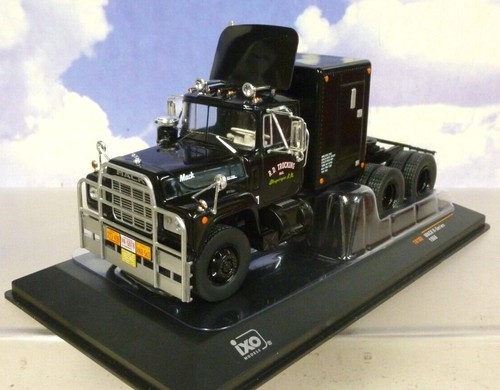 Ixo diecast 1966 mack - 1966,