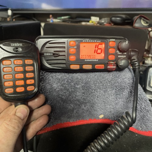 Uniden marine radio - radio, vhf