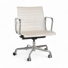 Herman Miller Eames EA335 White Original Office Chair Castor Base
