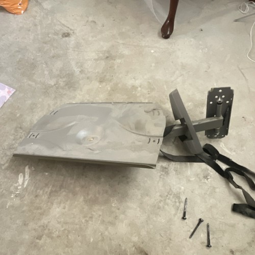 Wall mount bracket - for, crt