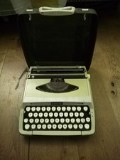 Vintage Smith Corona Zephyr De