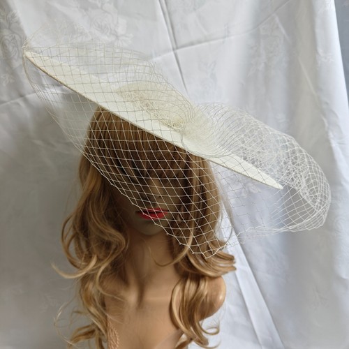 Ivory cream 40cm - wide, brim