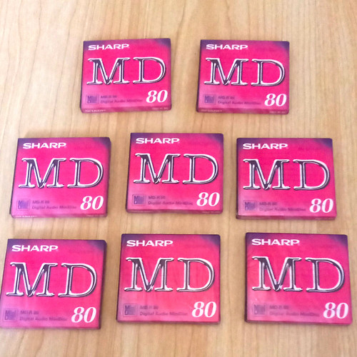 Sharp 80 minidiscs - sharp, minidiscs.