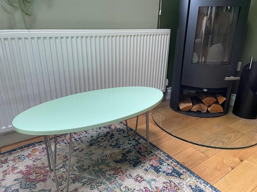 Mint green oval coffee table - green,