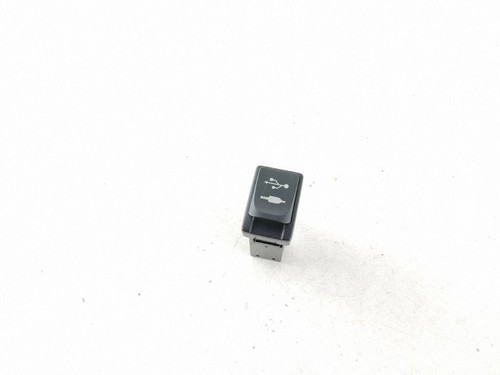 Toyota 2013 usb - 86, socket