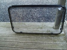 CARAVAN WINDOW 105.5CM X 62CM