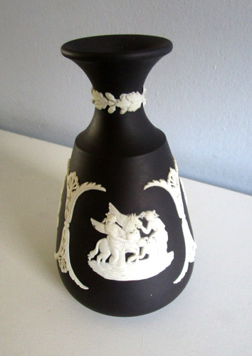 Vintage wedgwood black basalt - vintage,